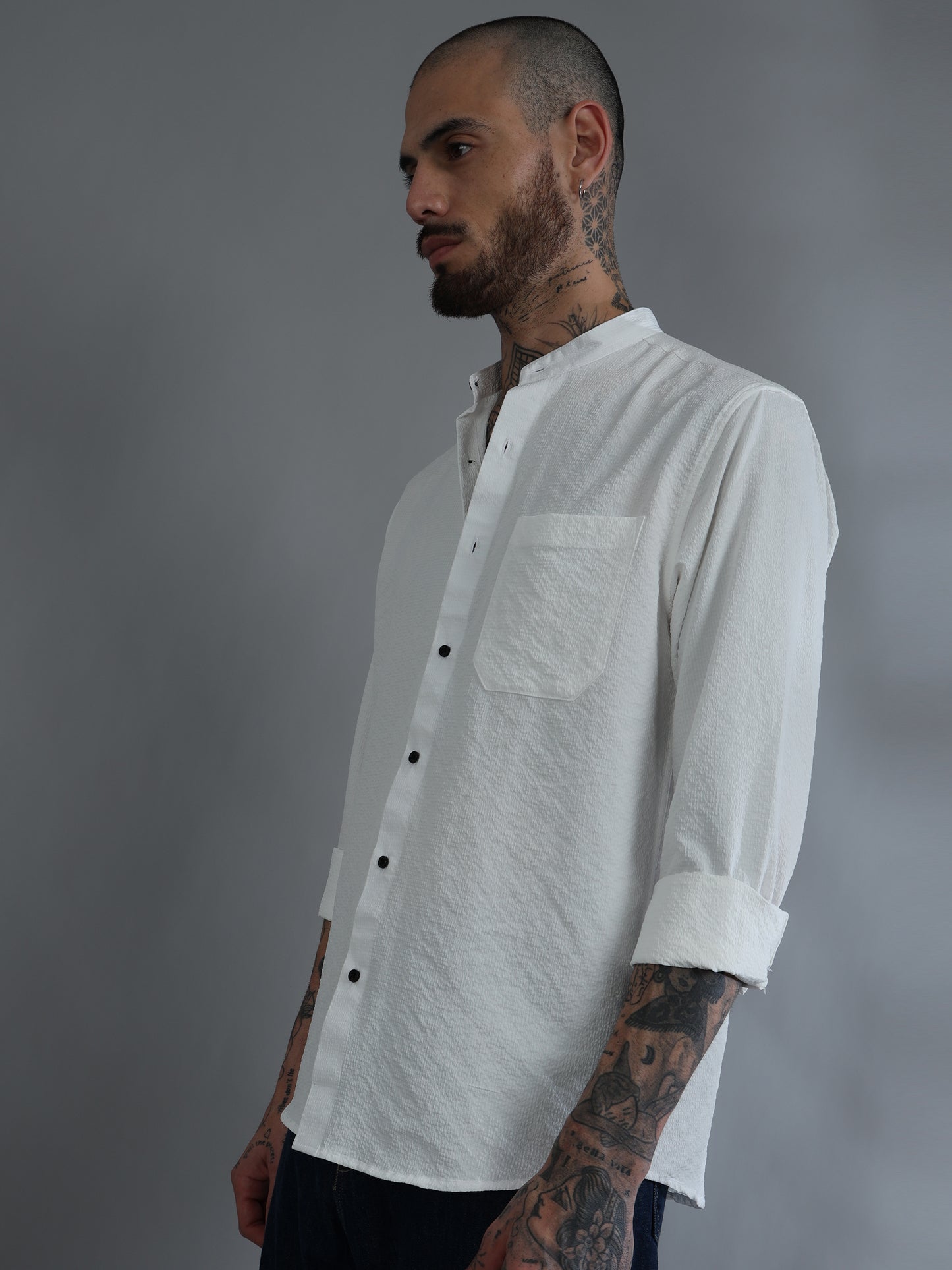 Muscovite White Solid Shirt