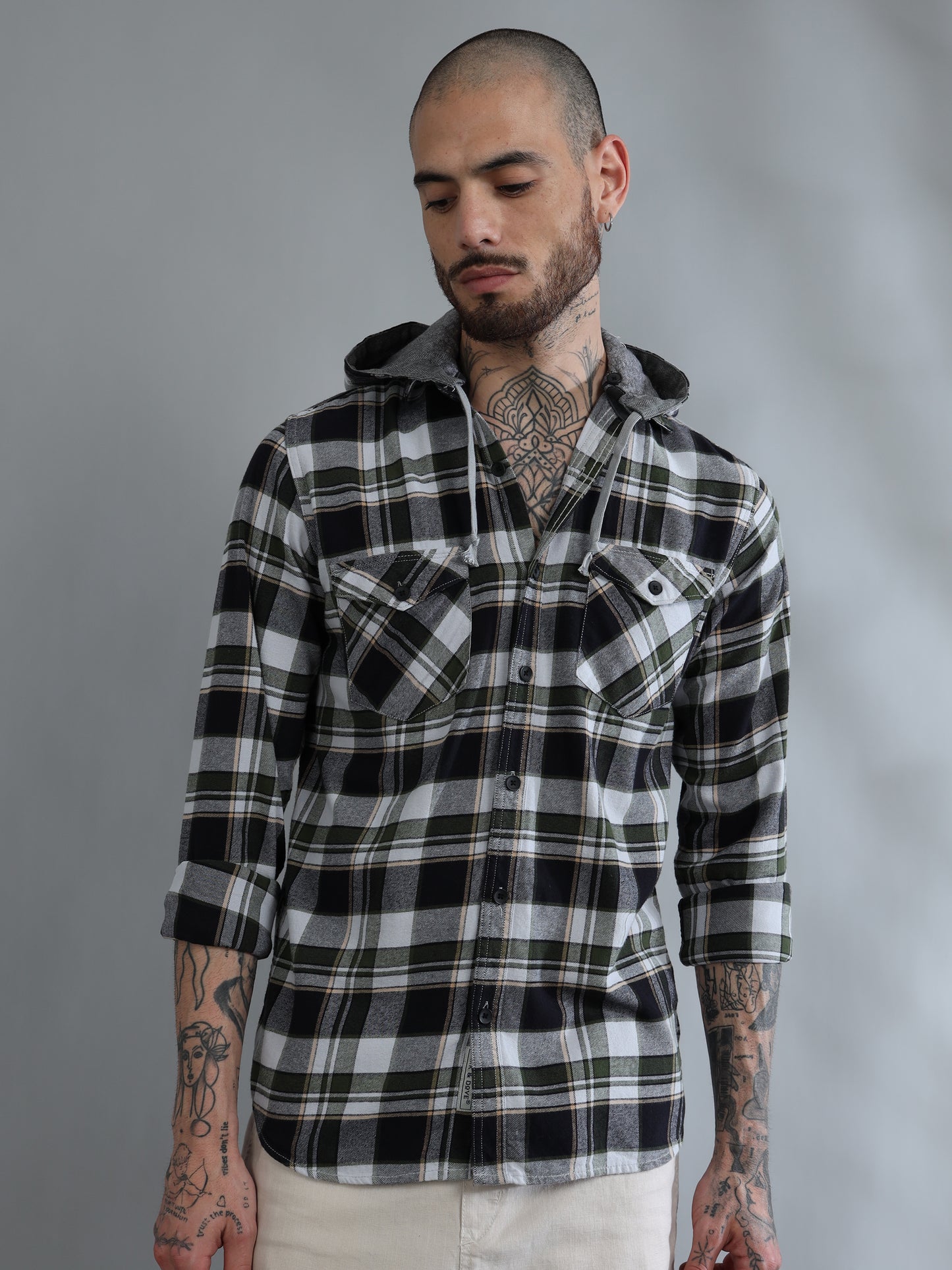 Freetown Black and Grey