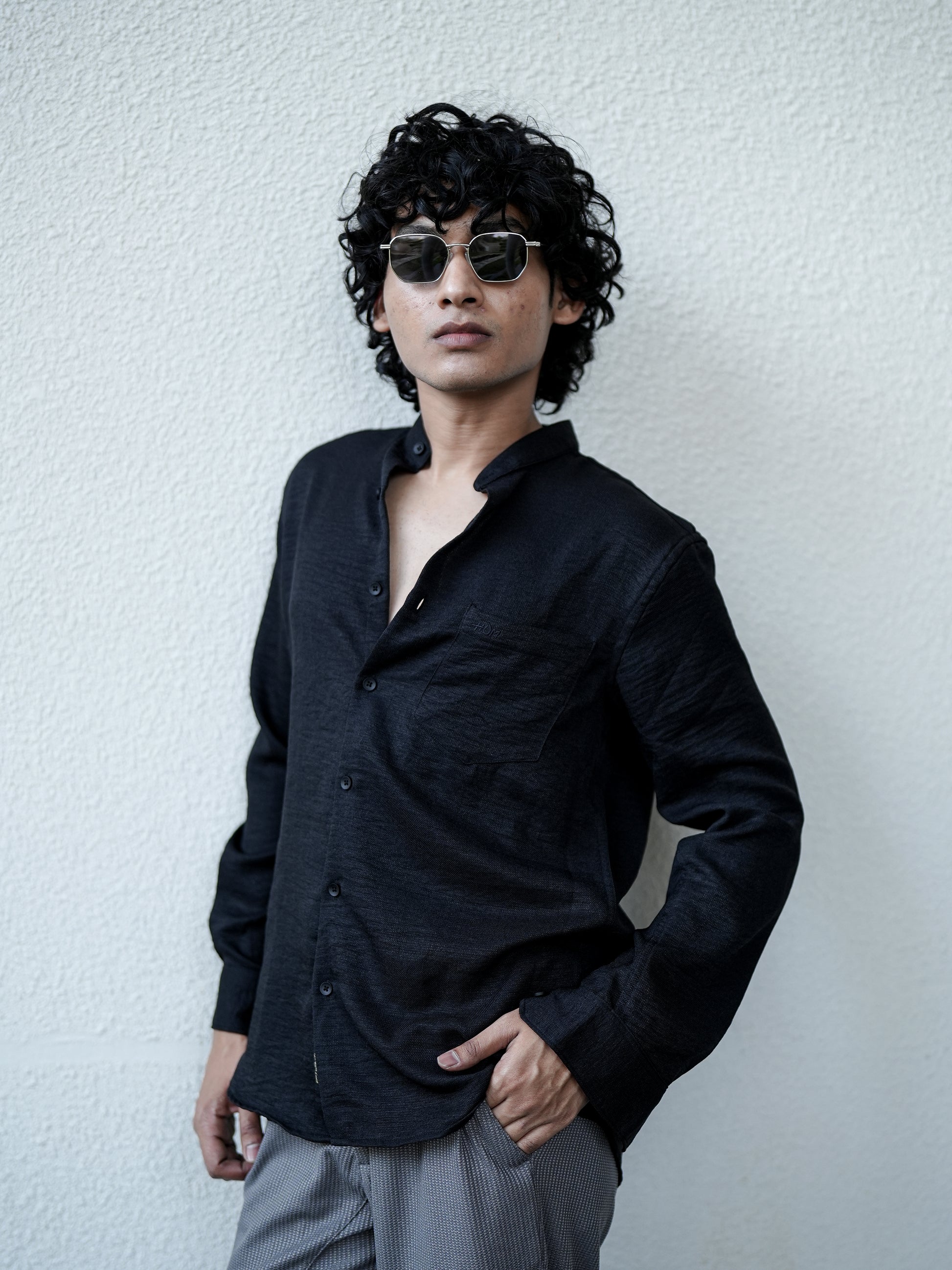 Textured Pattern Black Solid Shirt for Men